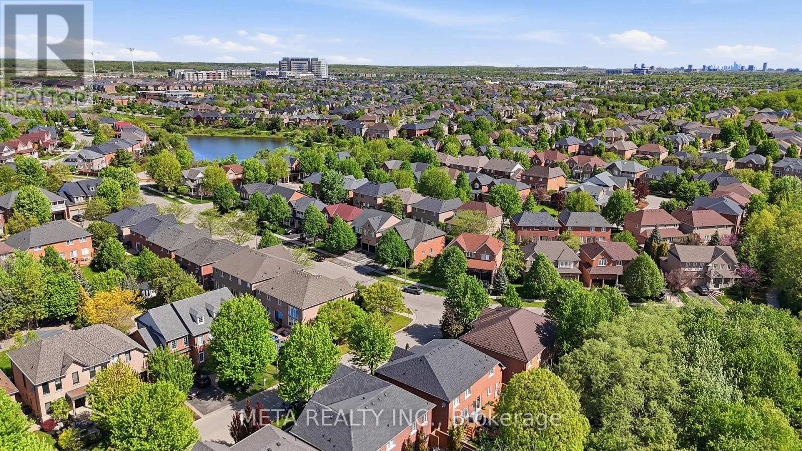 2299 STRATUS DRIVE - 40