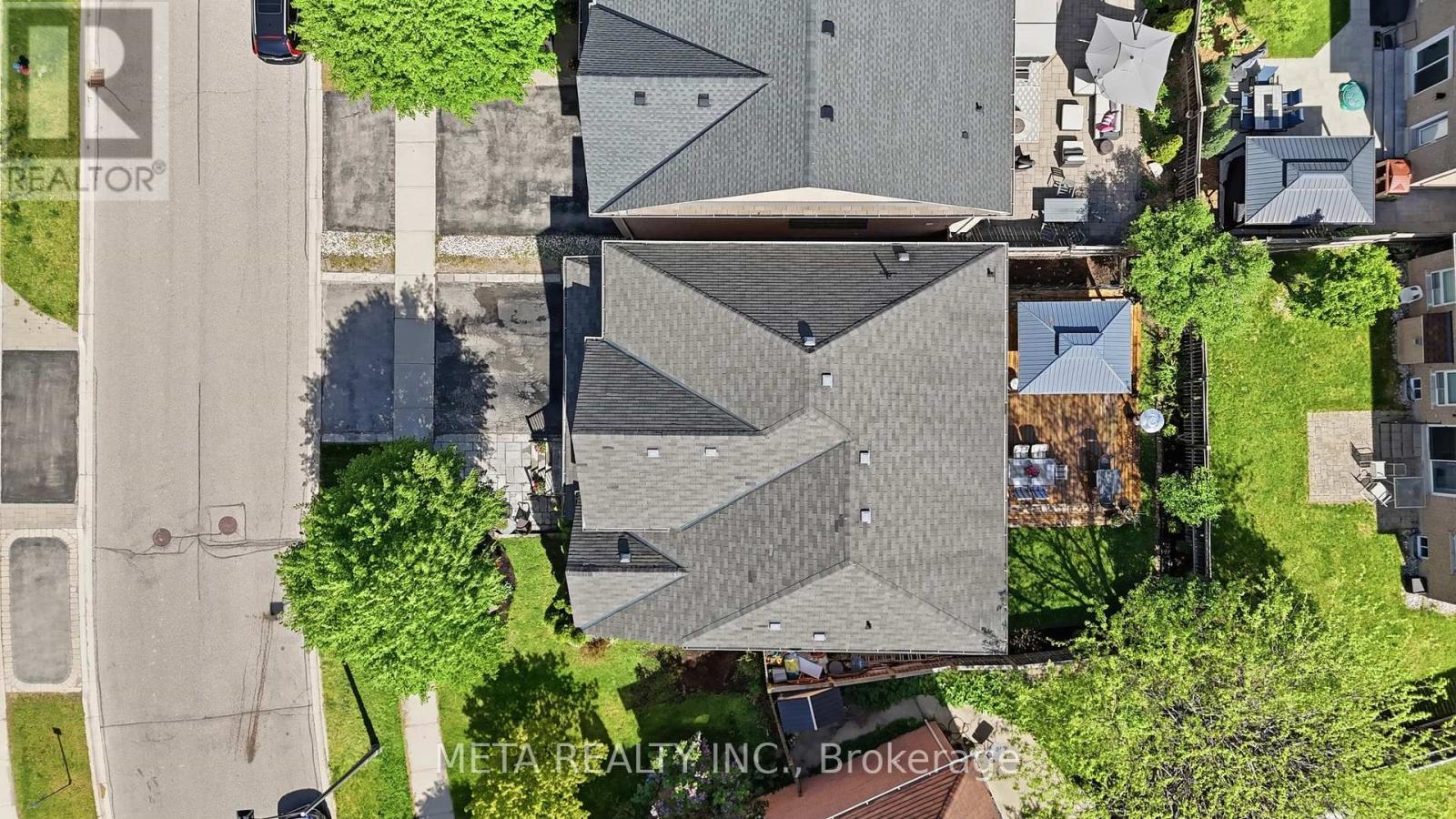 2299 STRATUS DRIVE - 38