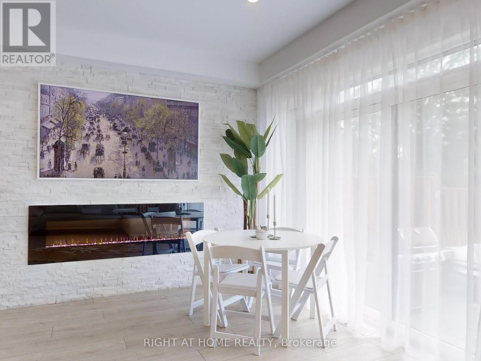 #30 35 MIDHURST HEIGHTS - 15