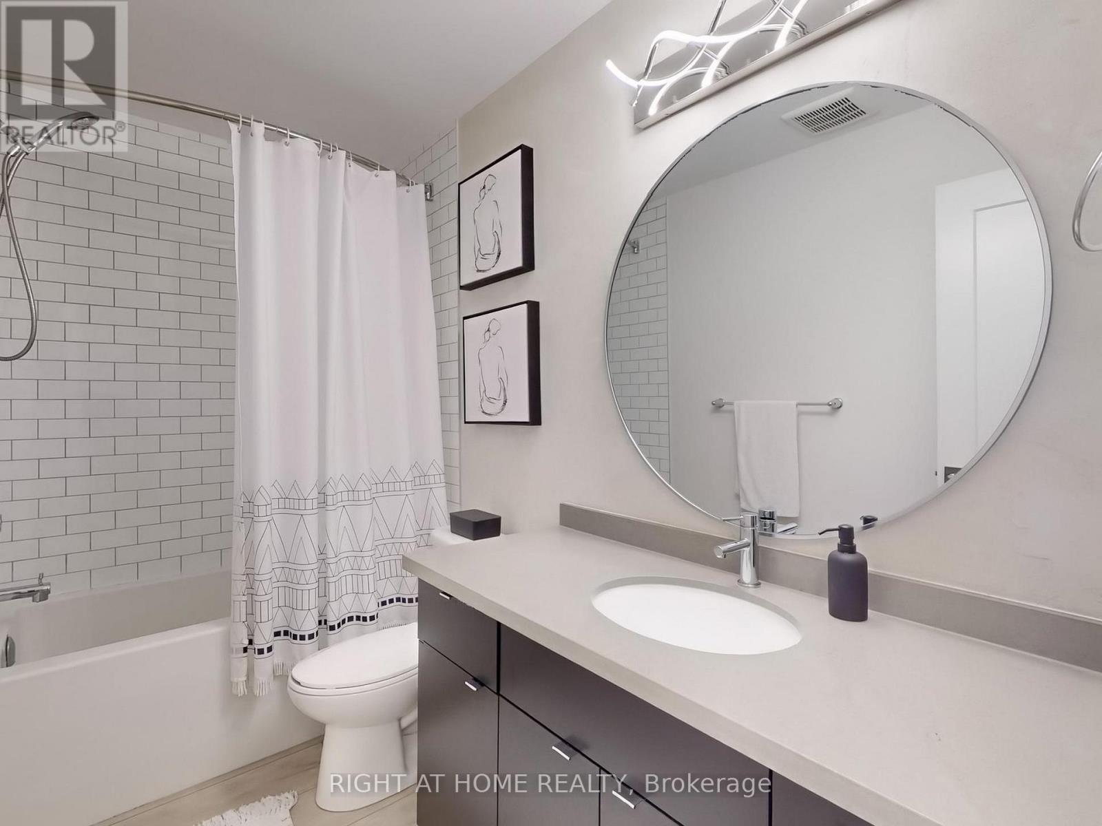 #30 35 MIDHURST HEIGHTS - 31
