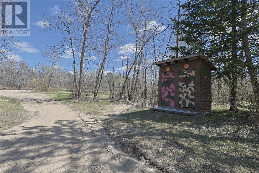 4979 Nickel Offset Road - Image 73
