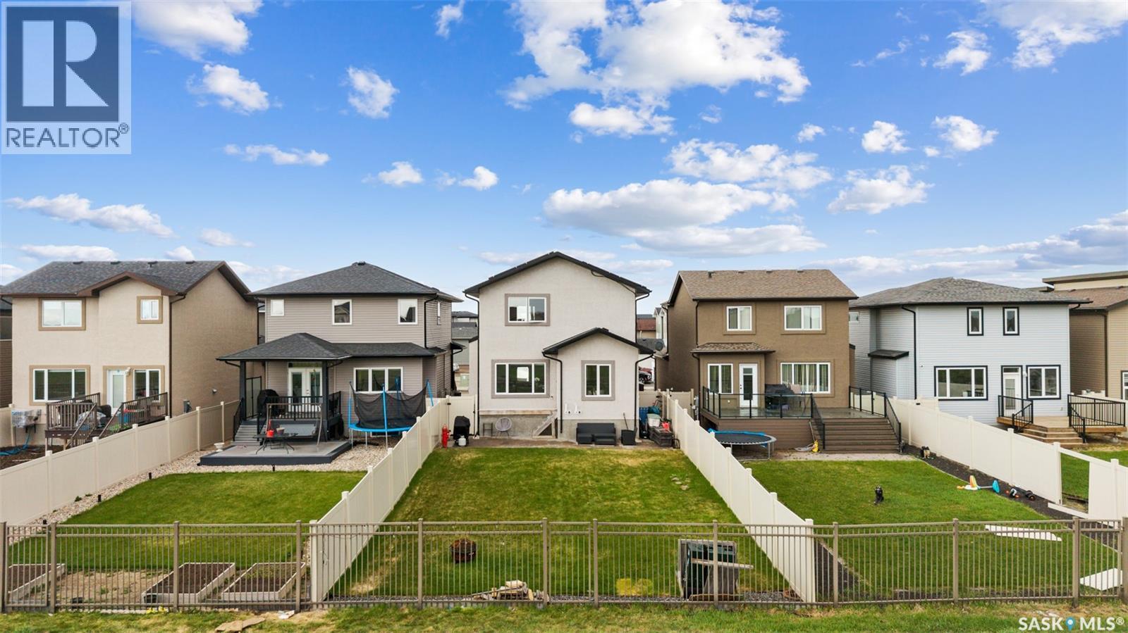 5044 Crane CRESCENT - 32