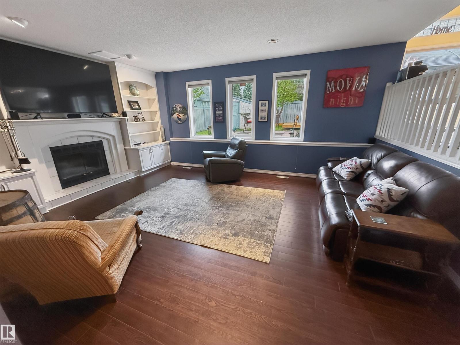 11 LACOMBE DR - 17
