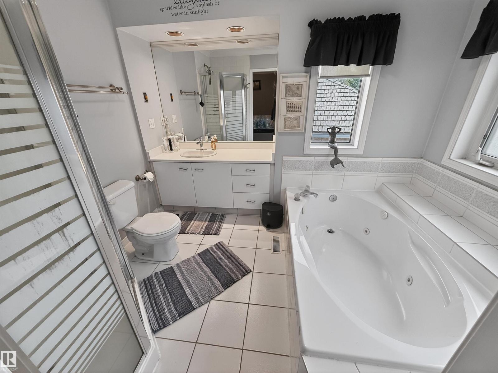 11 LACOMBE DR - 5