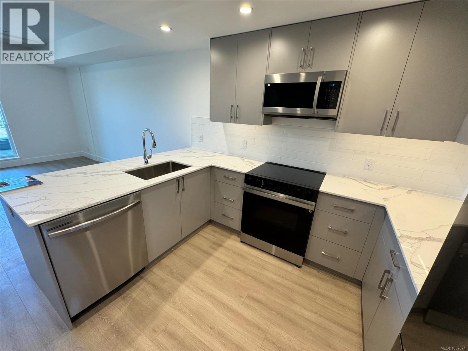403 258 Helmcken Rd, View Royal