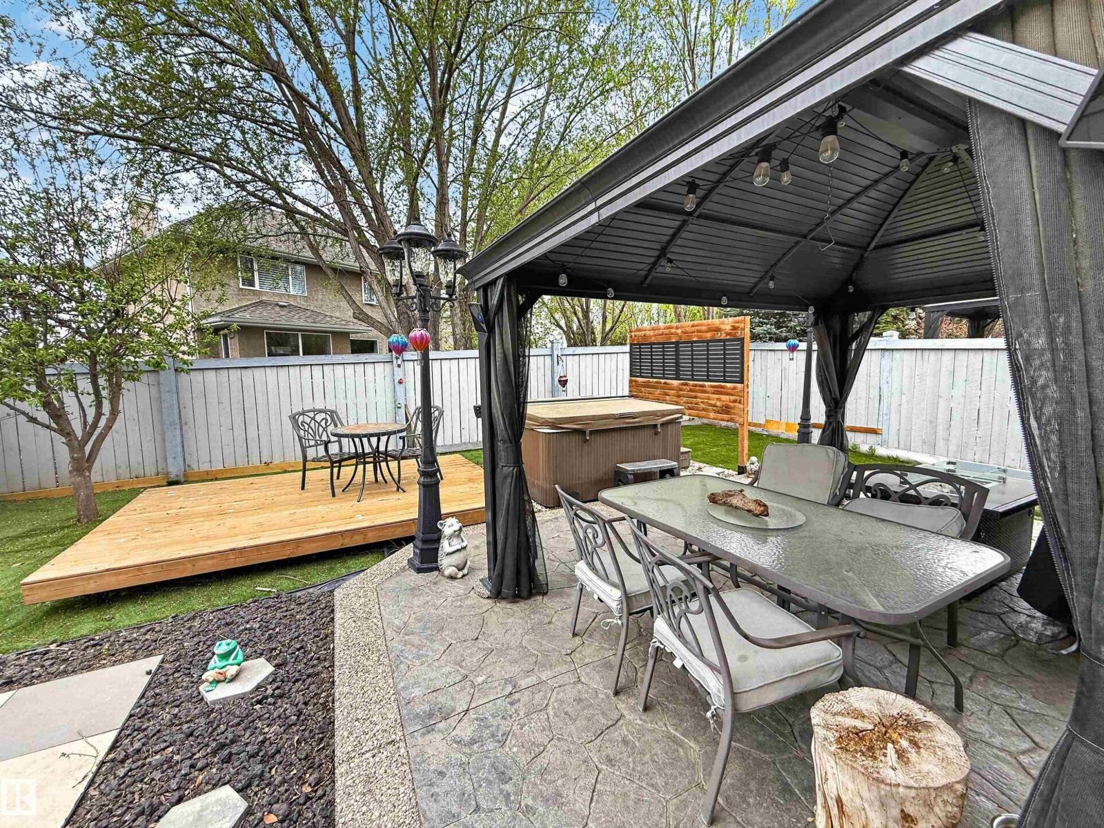 11 LACOMBE DR - 46