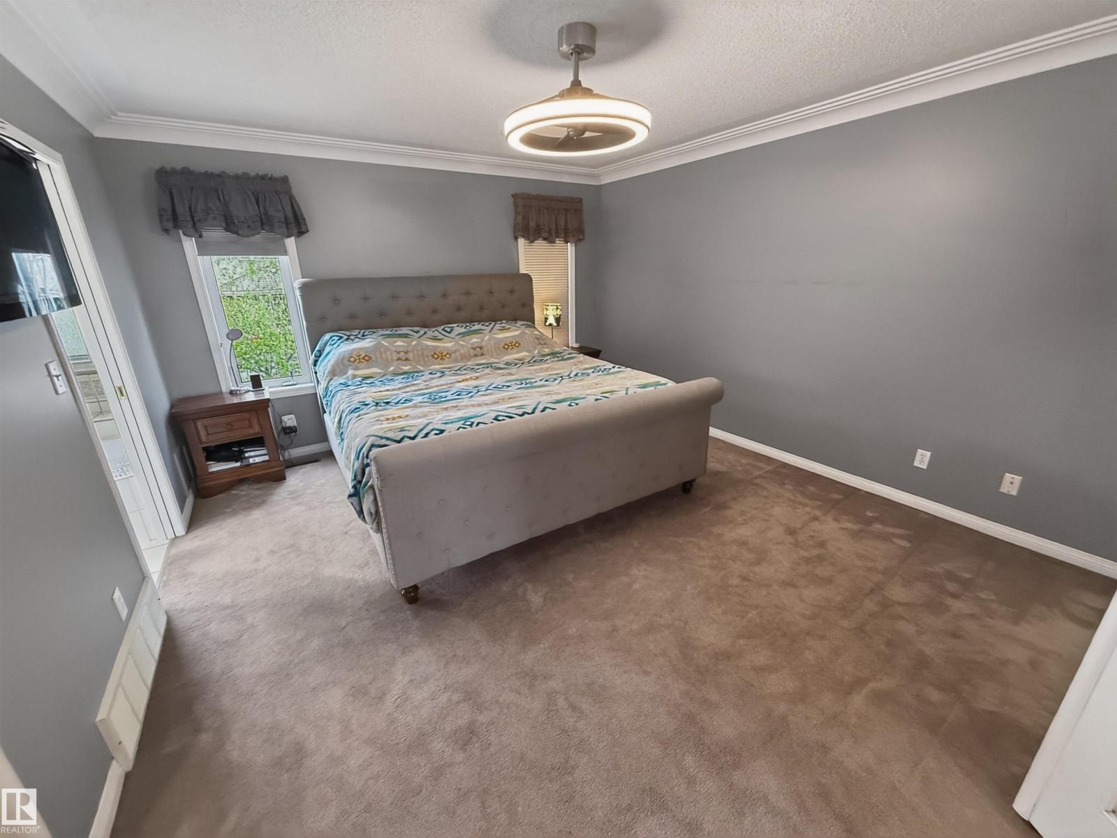11 LACOMBE DR - 26