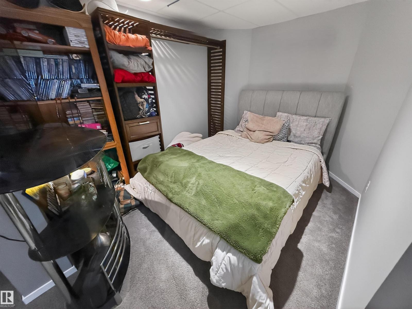 11 LACOMBE DR - 32