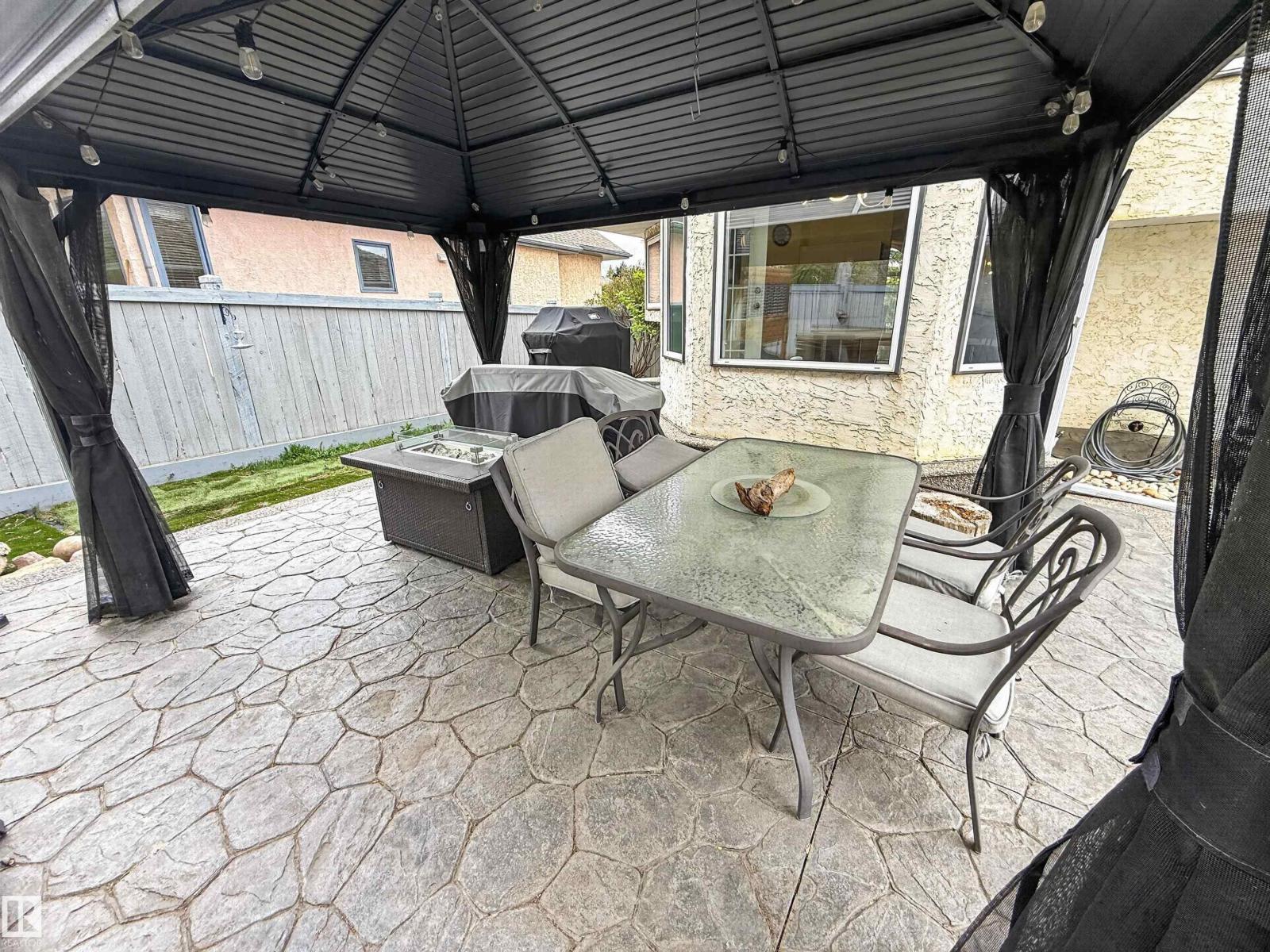 11 LACOMBE DR - 48