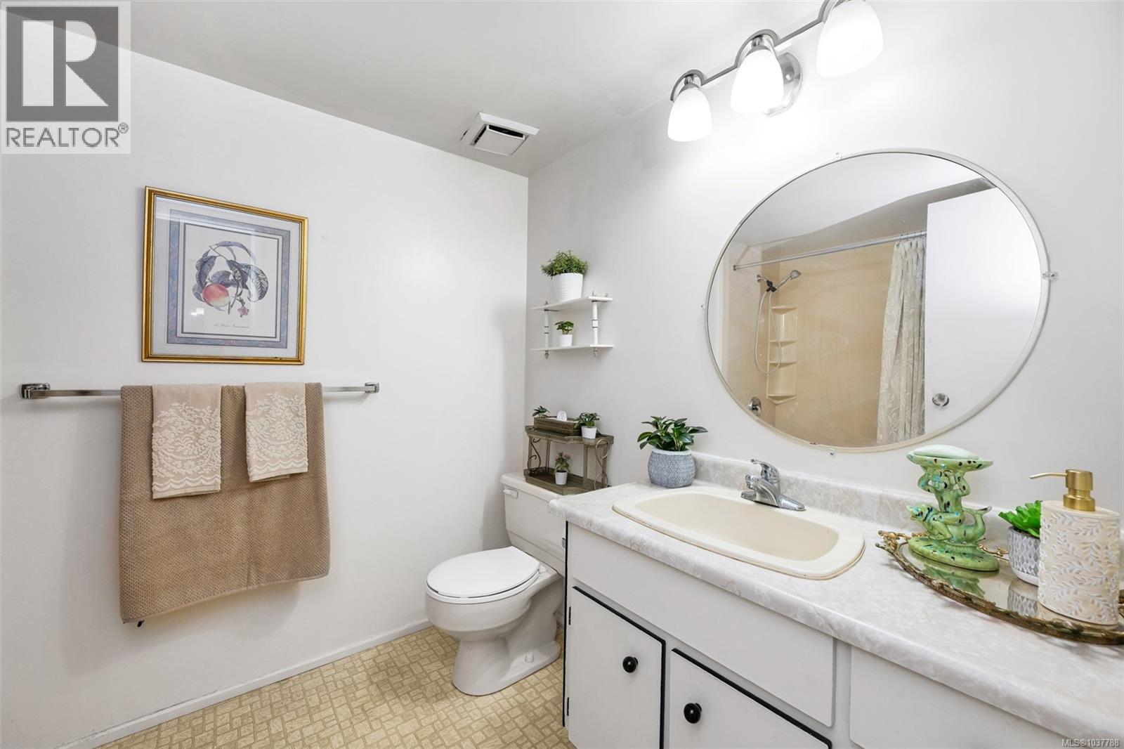 #103 1031 Burdett Ave N - 6