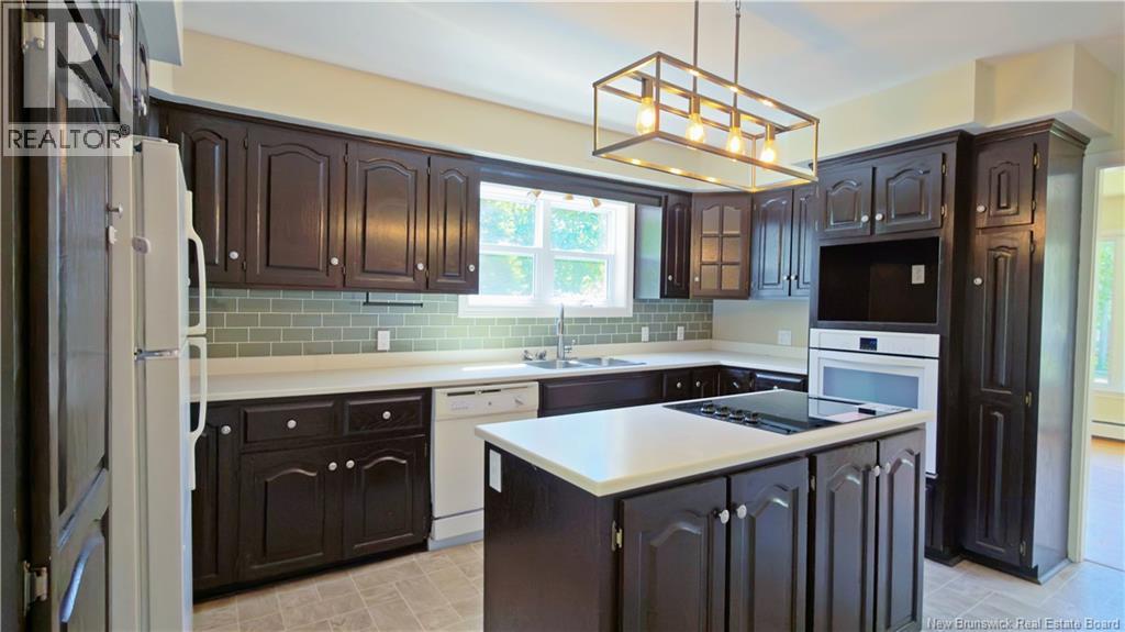 15 Bailey Avenue - Image 3