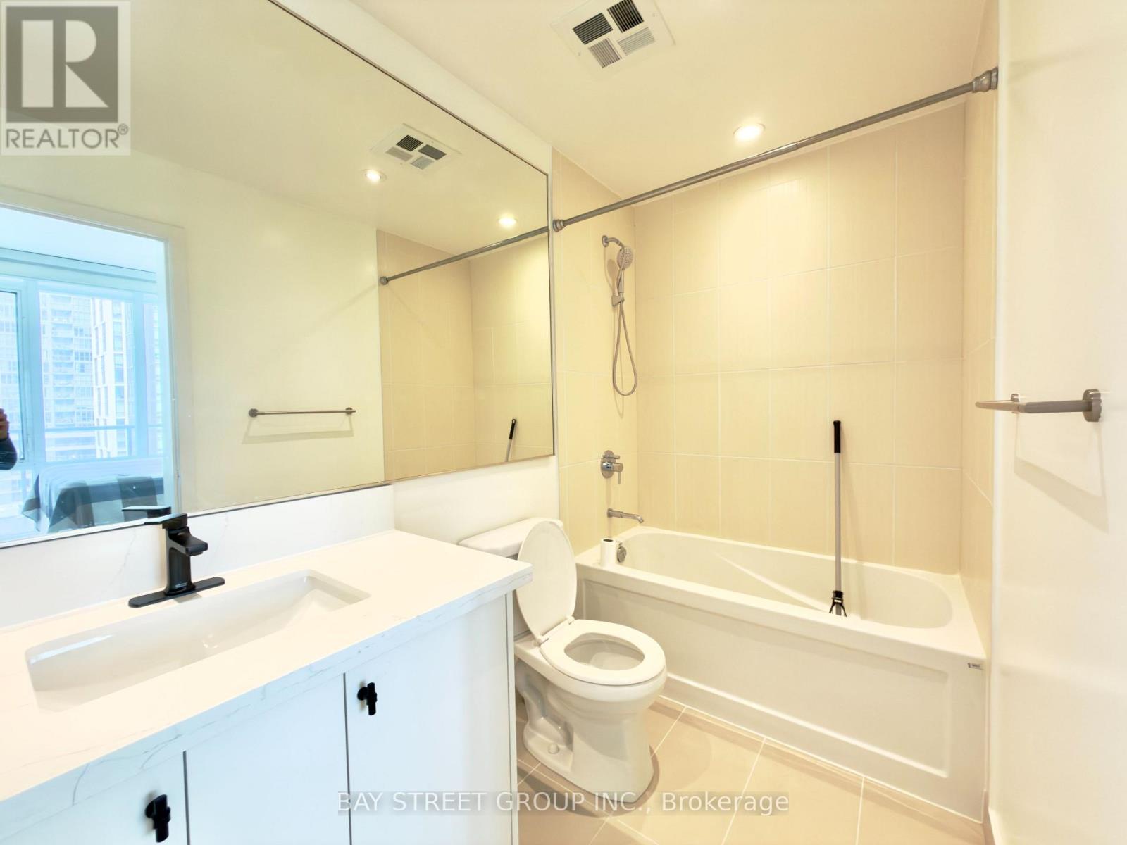 #1209 170 FORT YORK BOULEVARD - 23