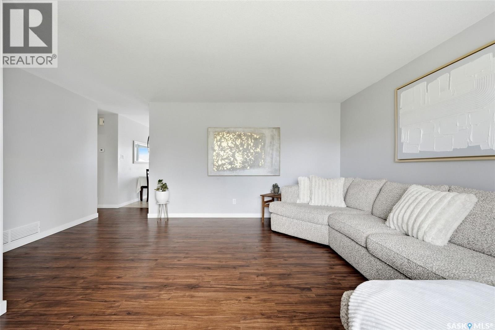 60 French CRESCENT - 5