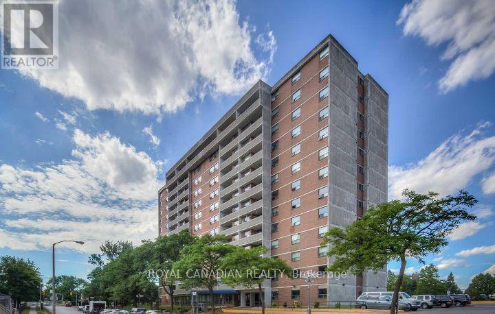 Listing photo of 204 - 20 GILDER DRIVE