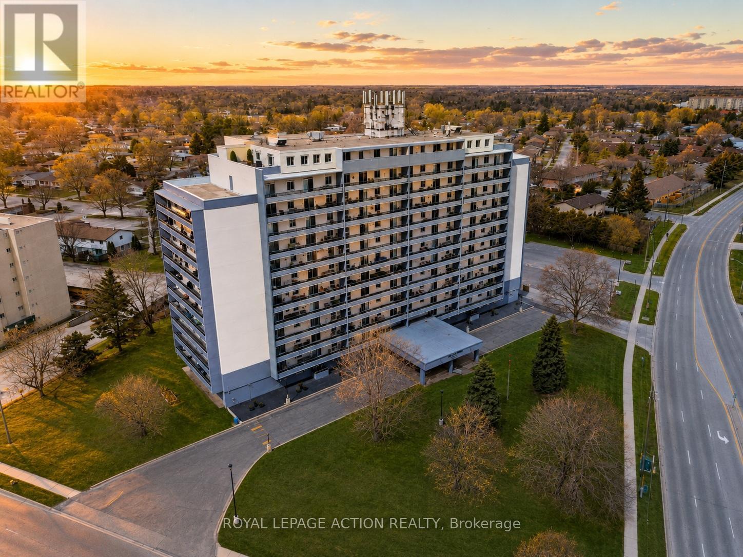 #901 640 WEST STREET - 17