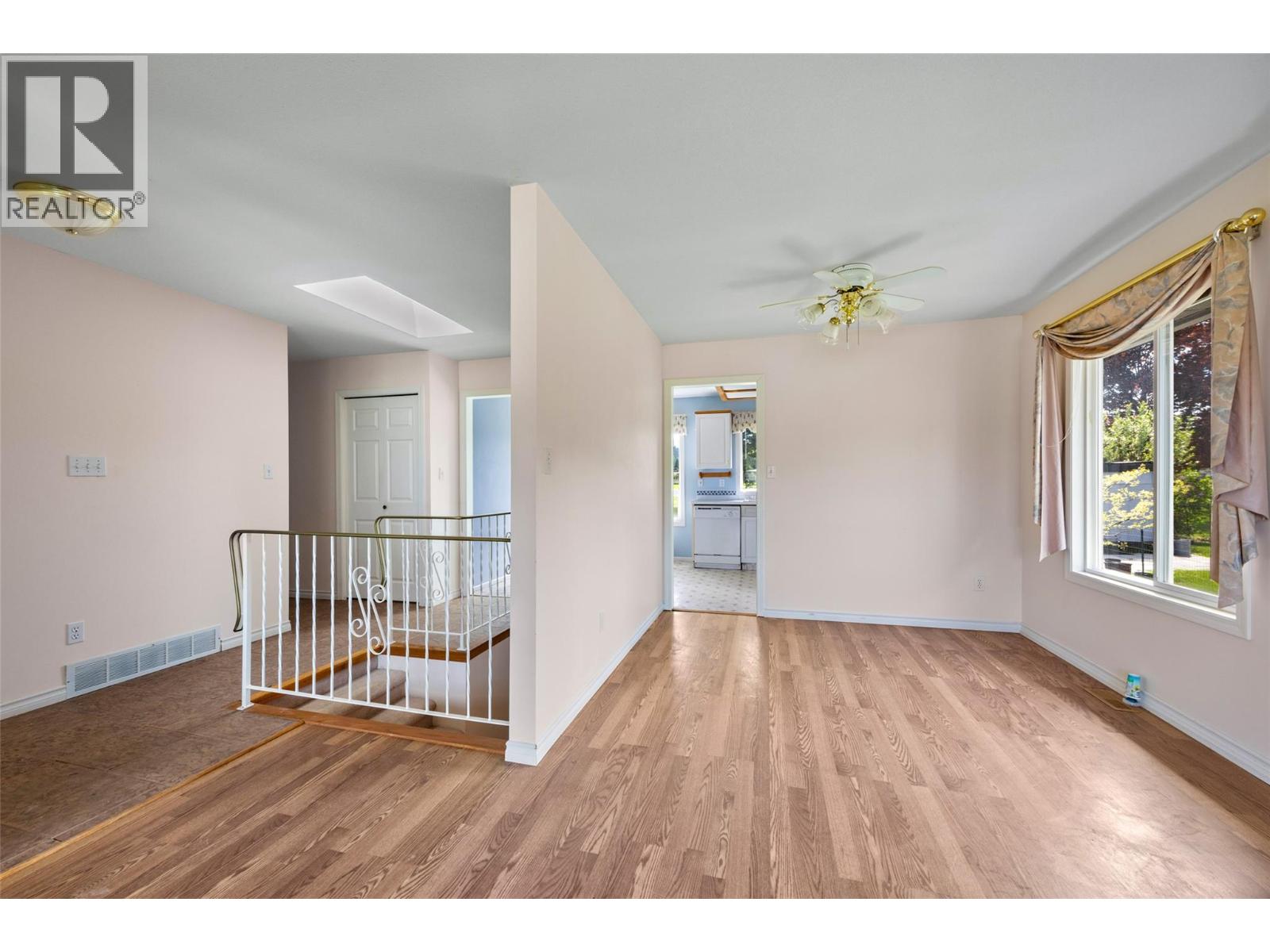 917 Hysop Road - 6