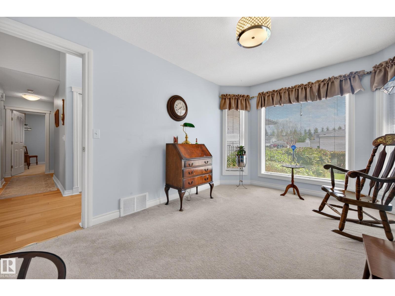 102 BRIDGEVIEW DR — photo 10