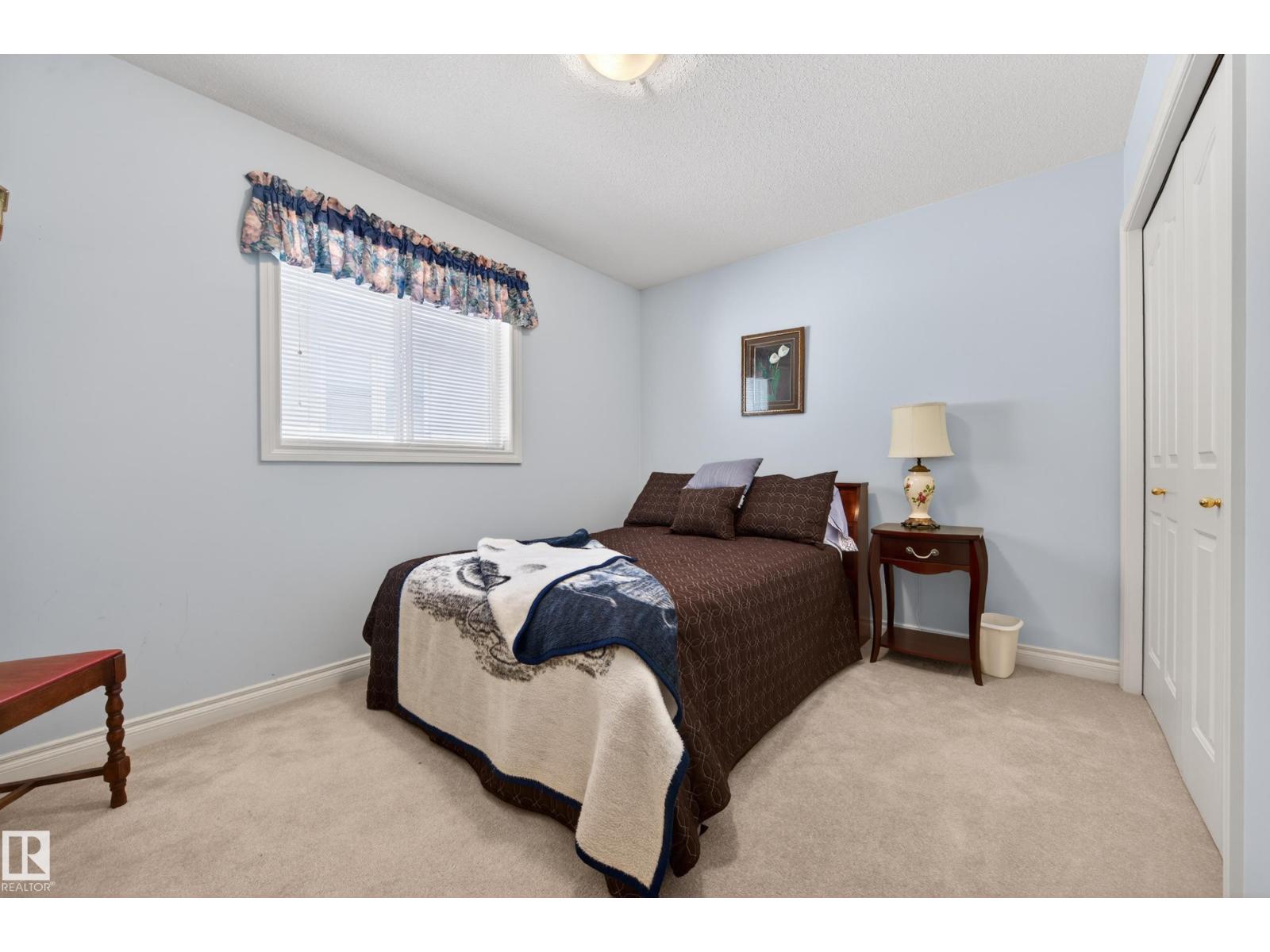 102 BRIDGEVIEW DR — photo 31