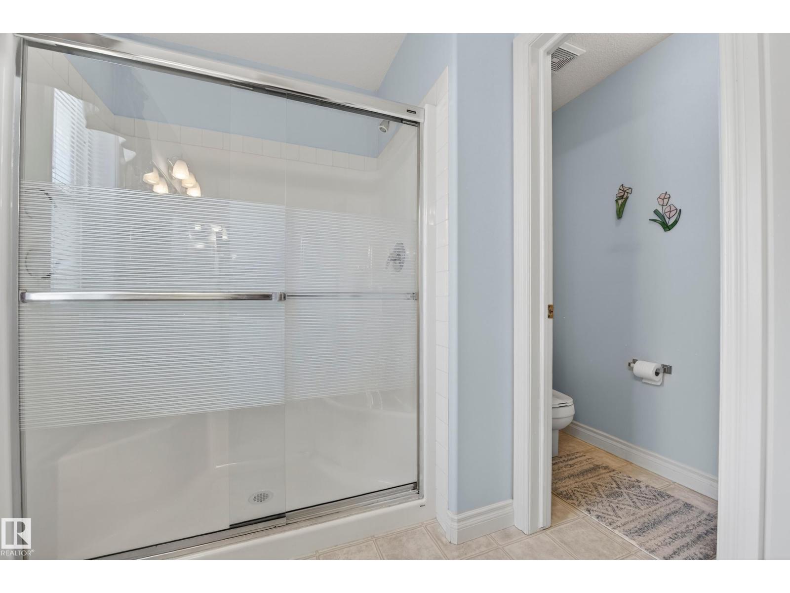 102 BRIDGEVIEW DR — photo 35