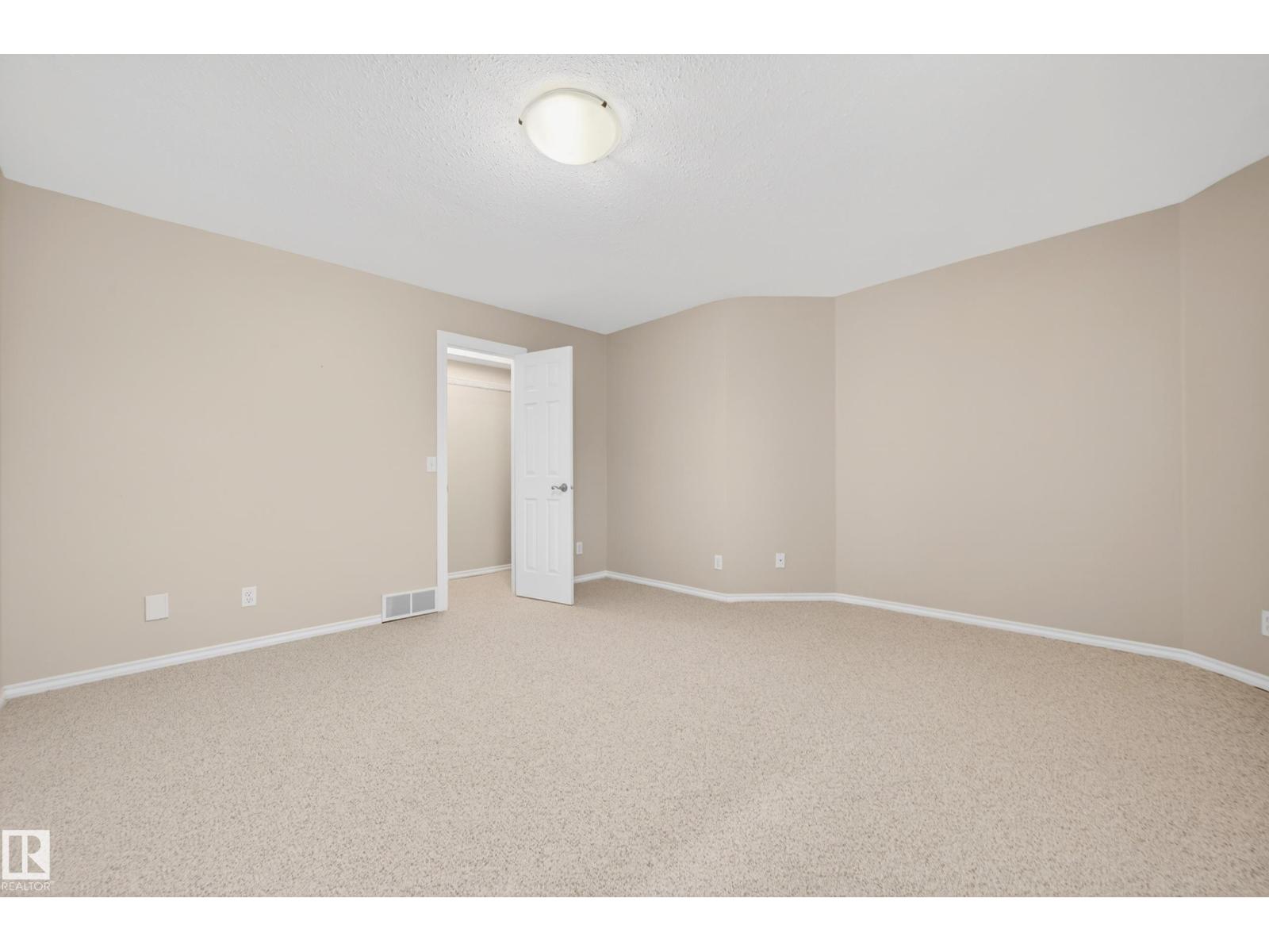 102 BRIDGEVIEW DR — photo 43