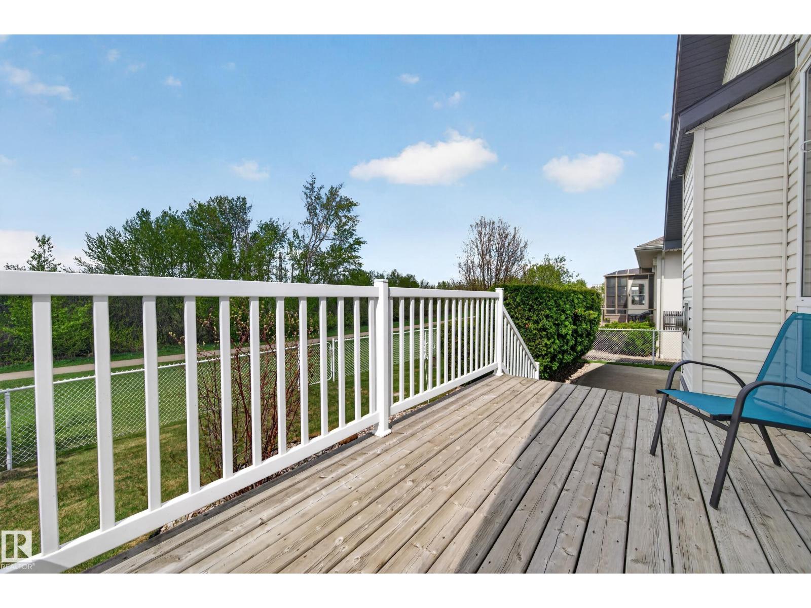 102 BRIDGEVIEW DR — photo 50