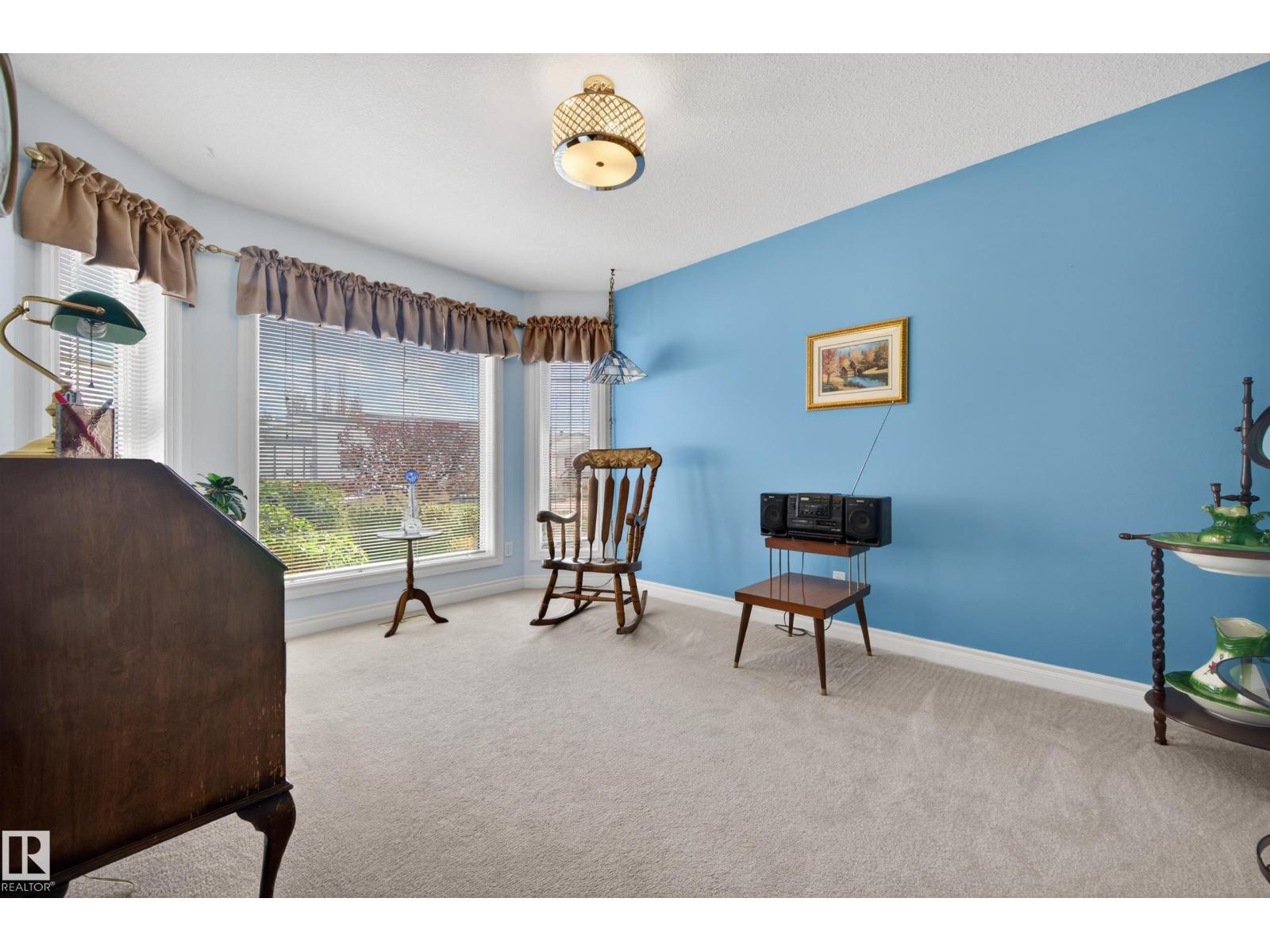 102 BRIDGEVIEW DR — photo 9