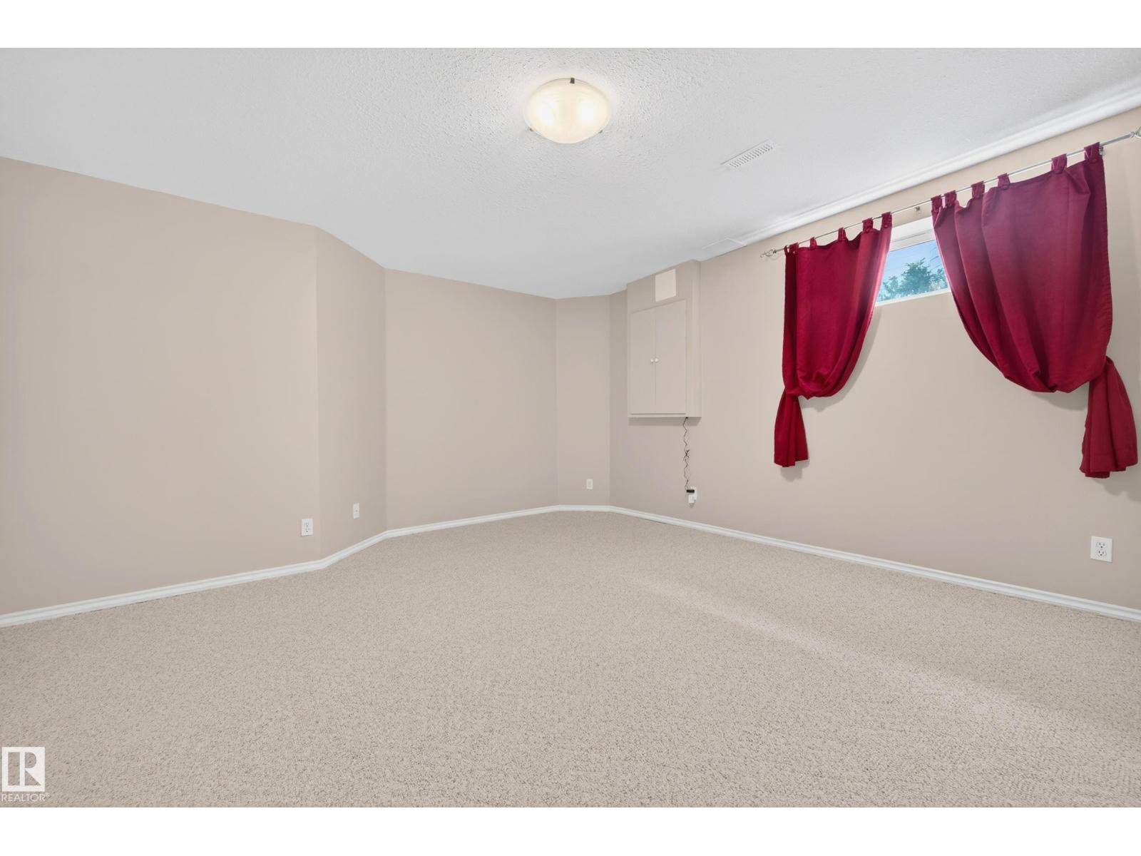 102 BRIDGEVIEW DR — photo 41