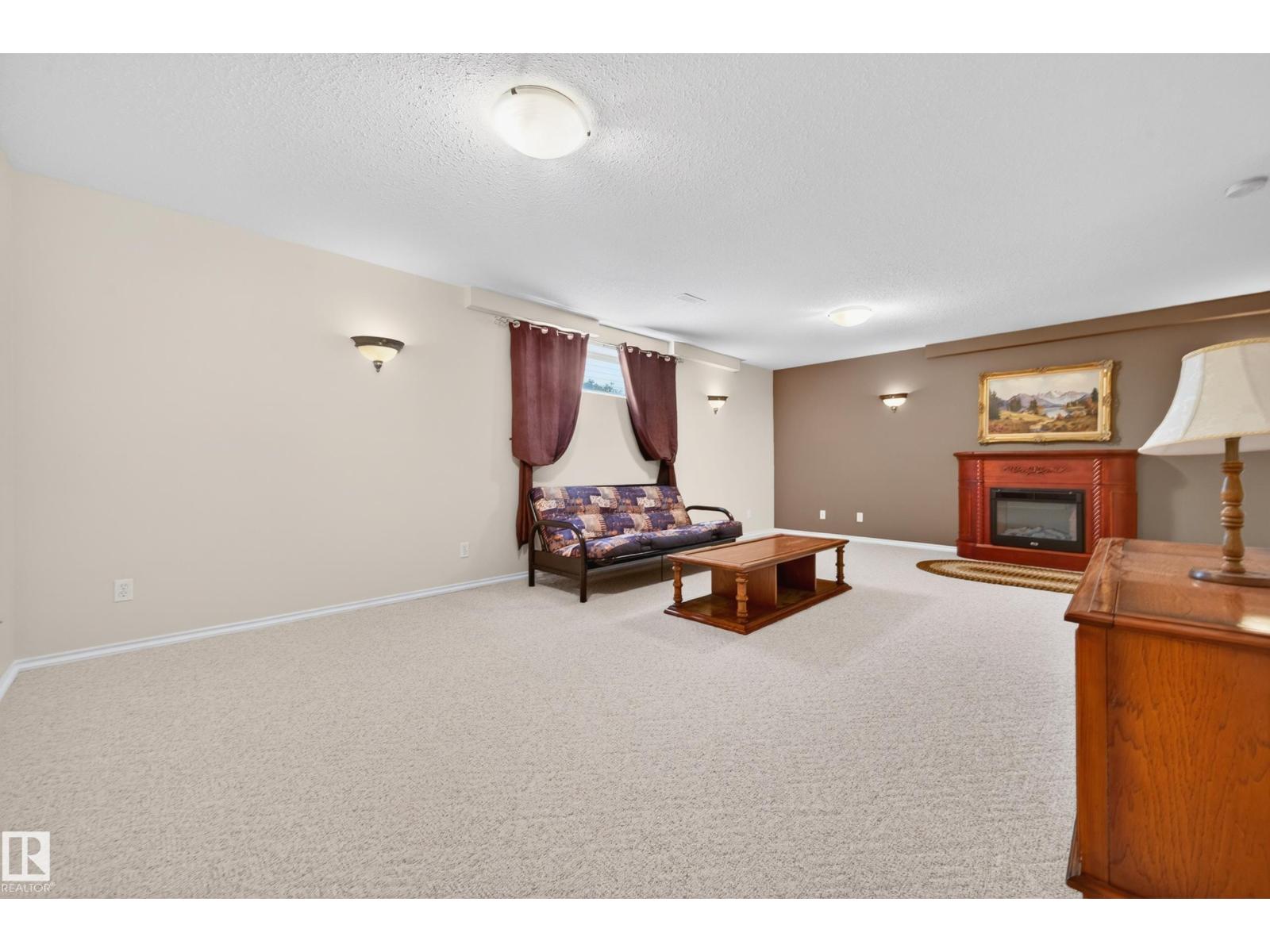 102 BRIDGEVIEW DR — photo 40