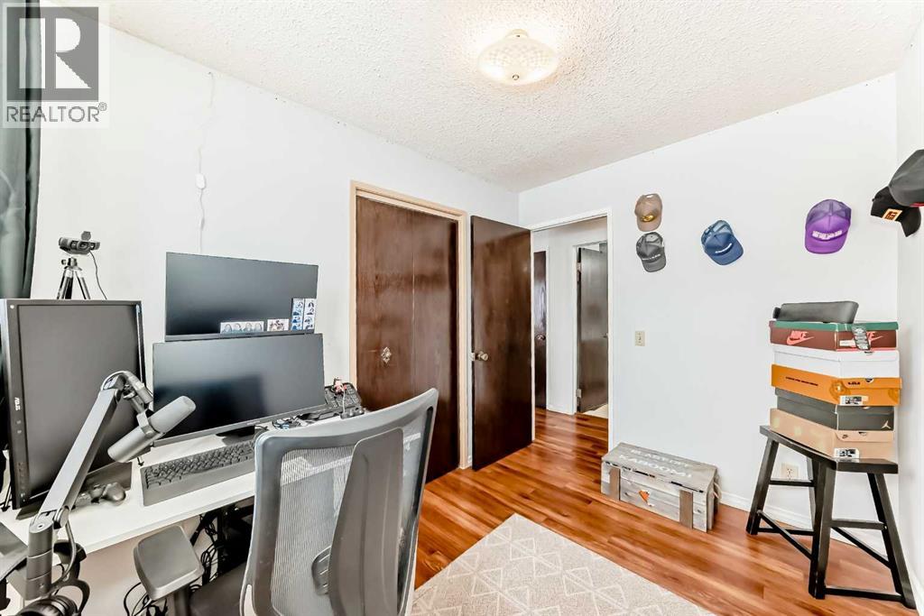 164 Rundlefield Crescent NE - 13