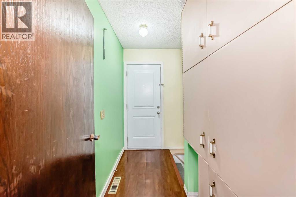 164 Rundlefield Crescent NE - 16