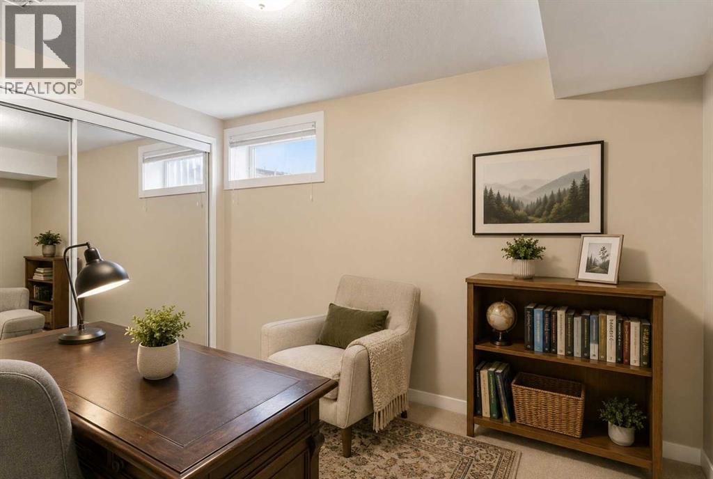 1211 Rosehill Drive NW - 16