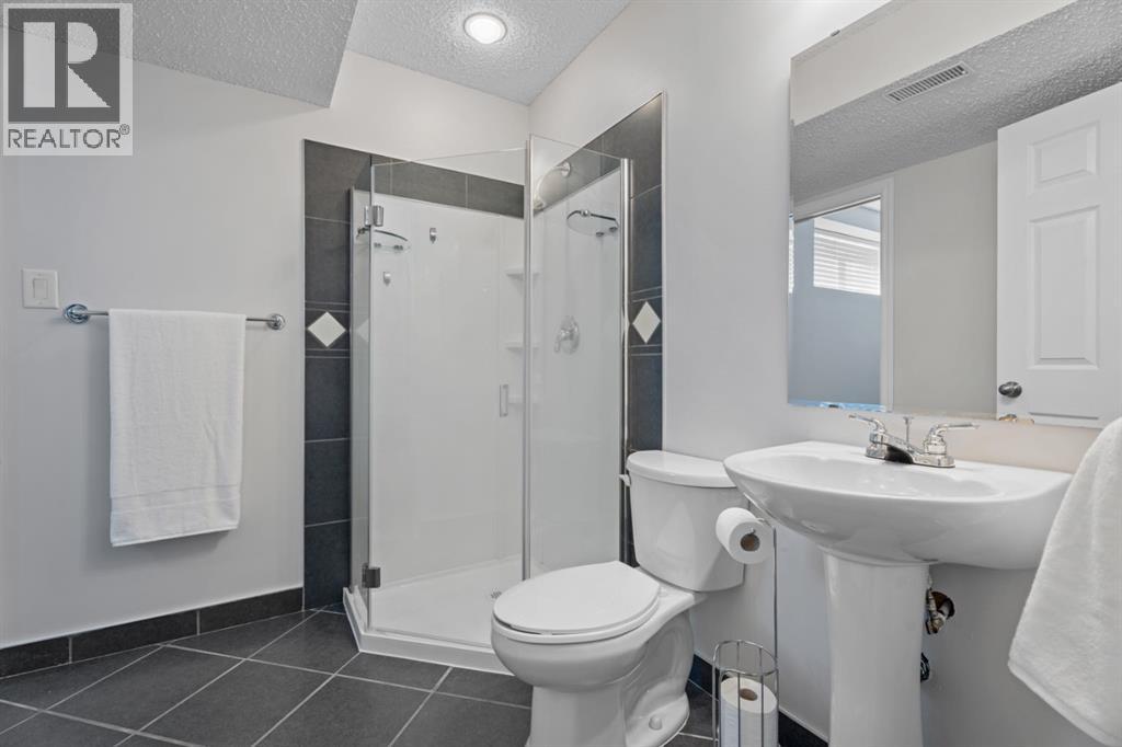 165 Crystal Green Drive - 33