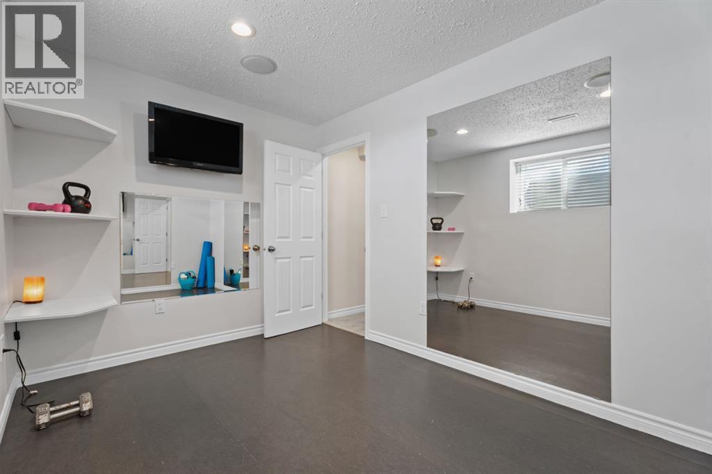 165 Crystal Green Drive - 35