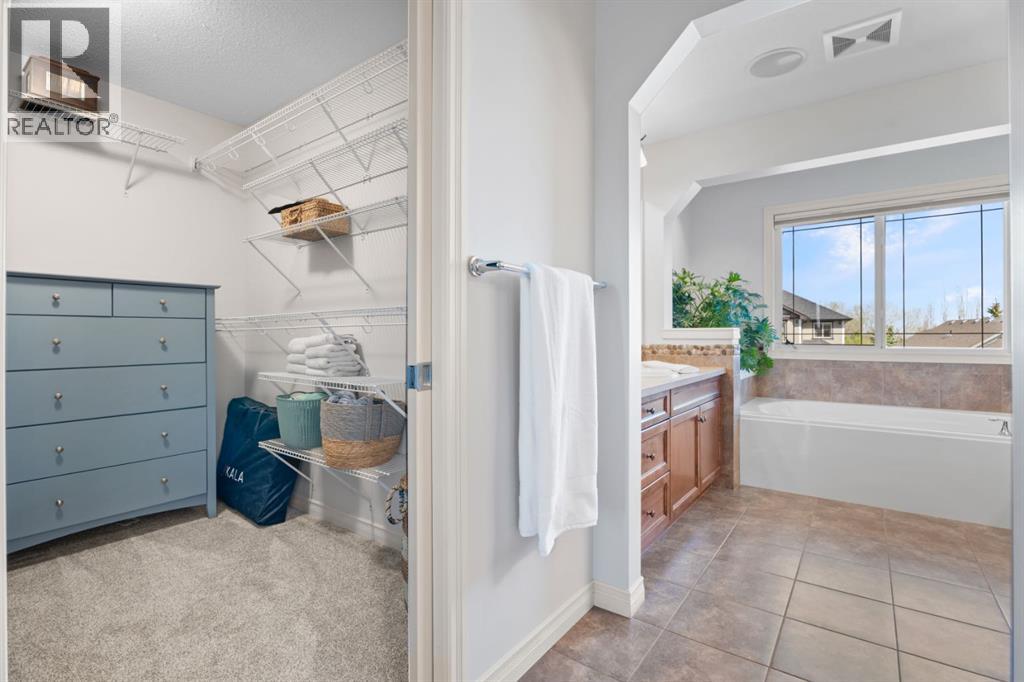 165 Crystal Green Drive - 23