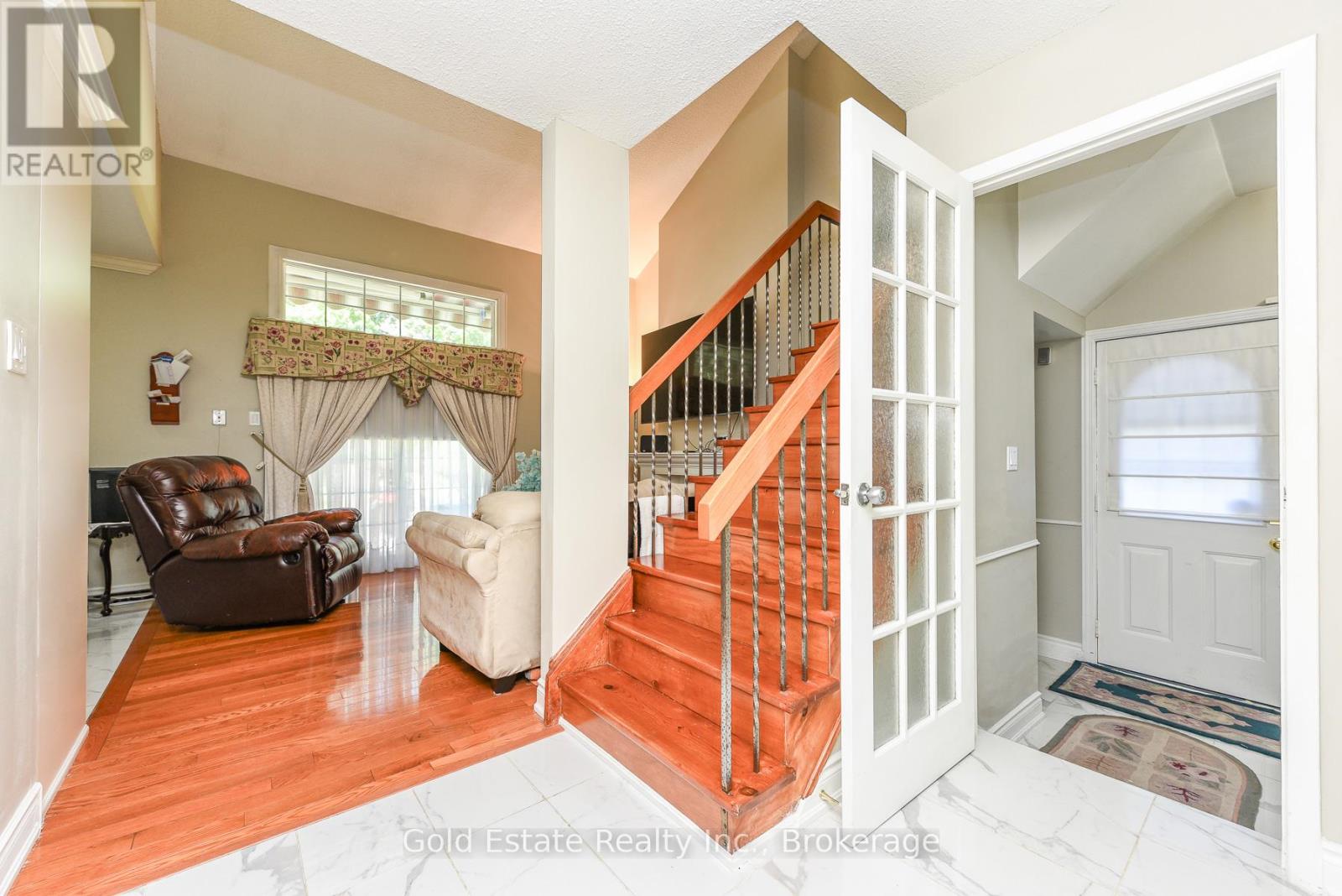 14 LEACREST STREET - 4