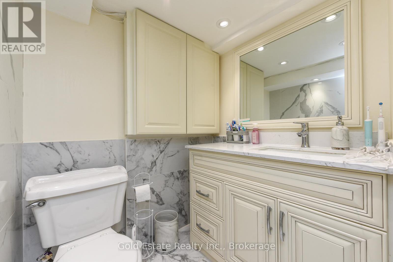 14 LEACREST STREET - 45