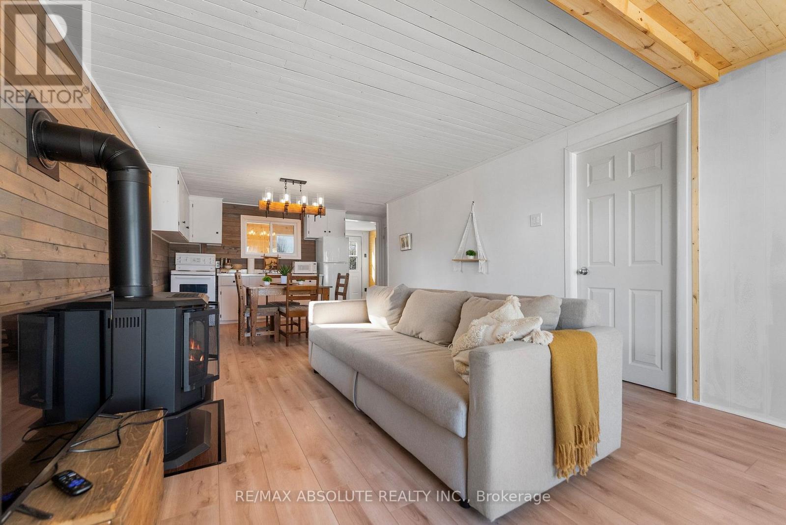 33 B OAKDALE LANE - 15
