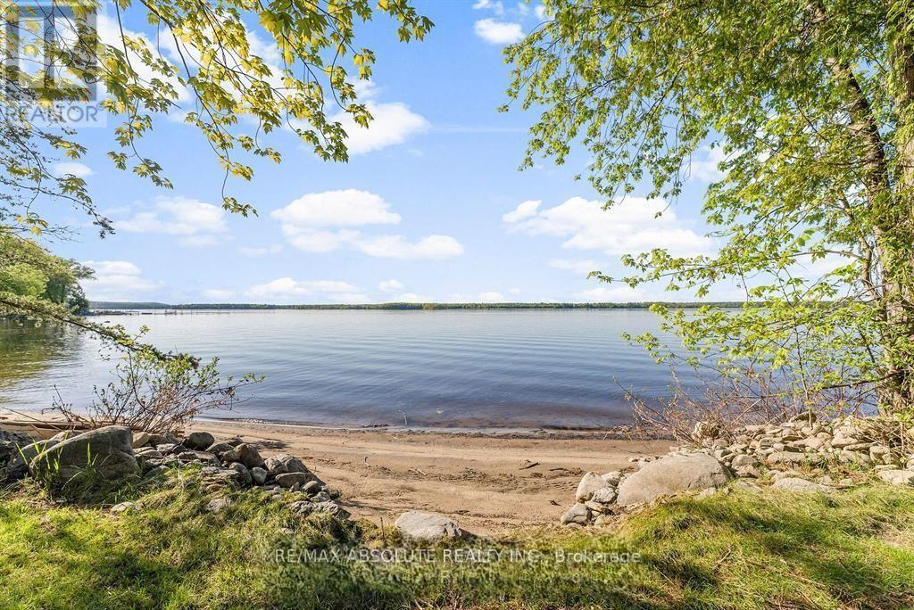 33 B OAKDALE LANE - 24
