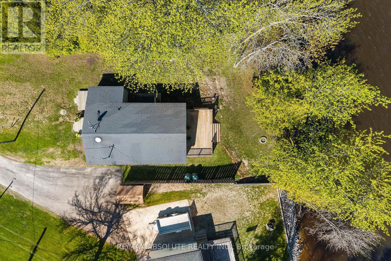 33 B OAKDALE LANE - 31