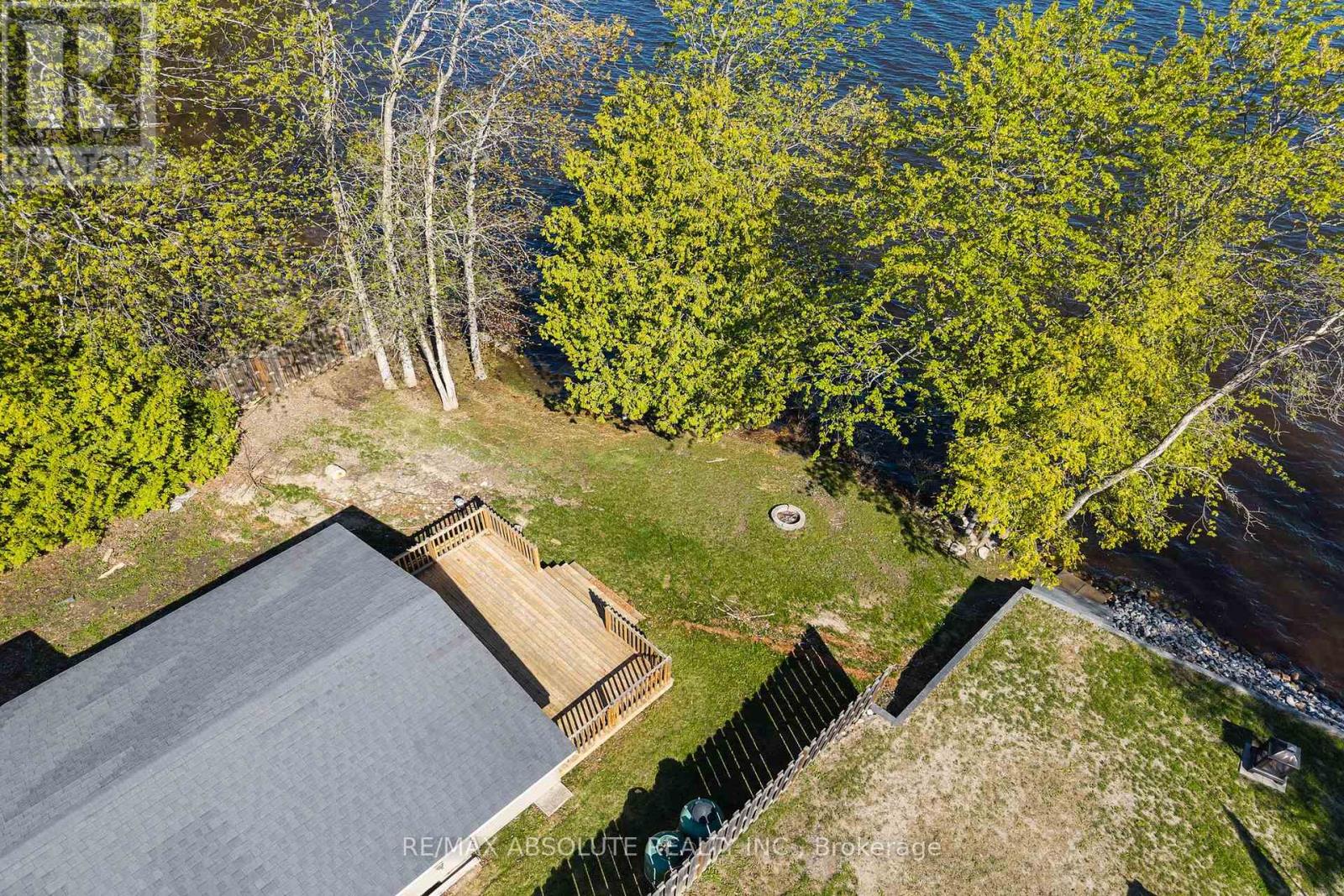 33 B OAKDALE LANE - 32