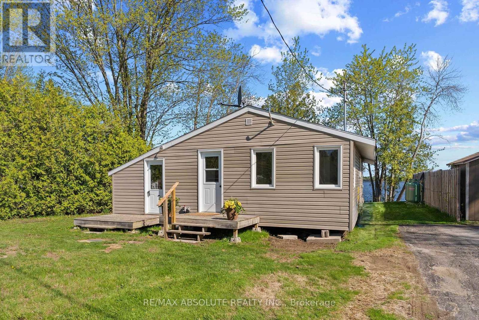 33 B OAKDALE LANE - 37
