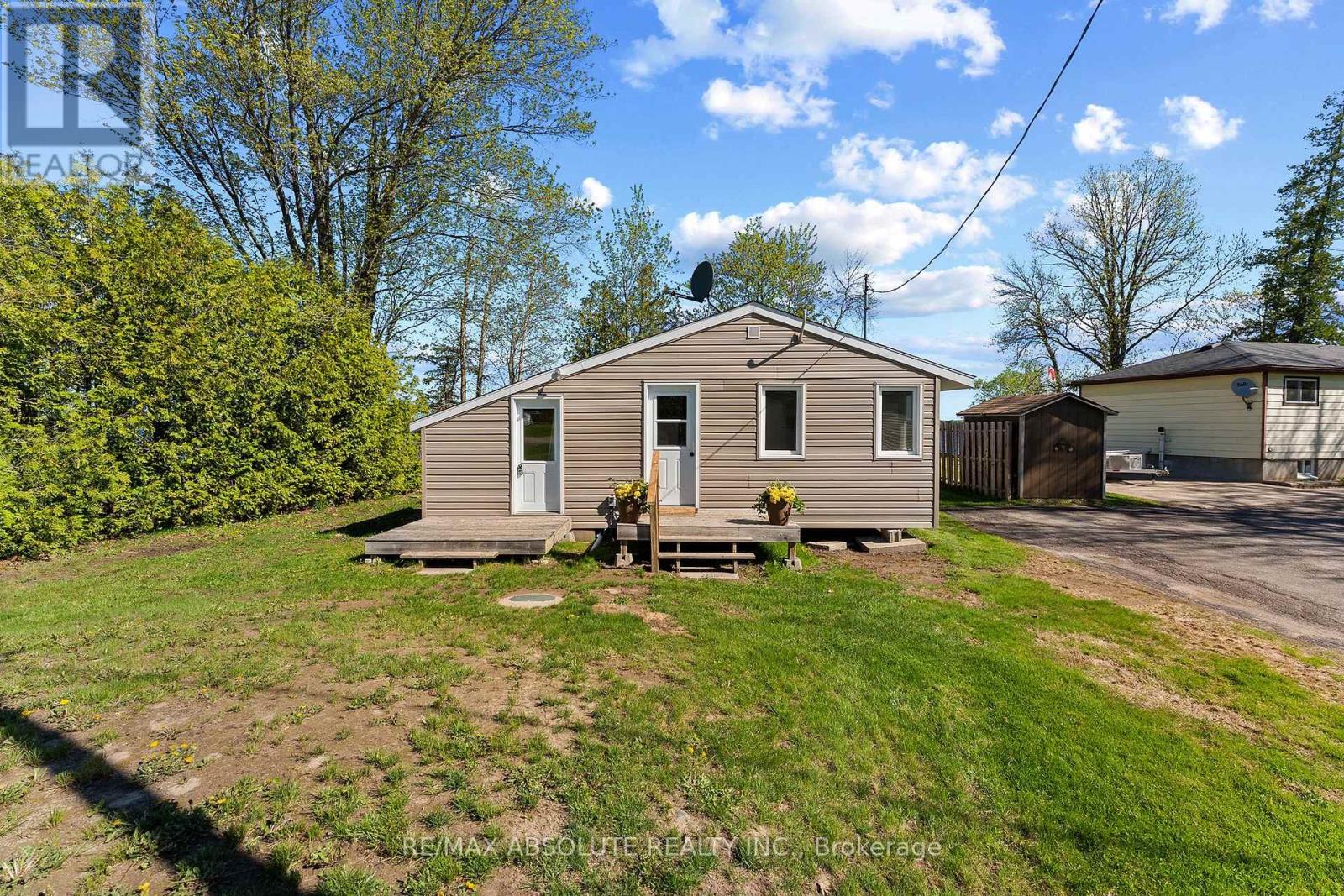 33 B OAKDALE LANE - 40