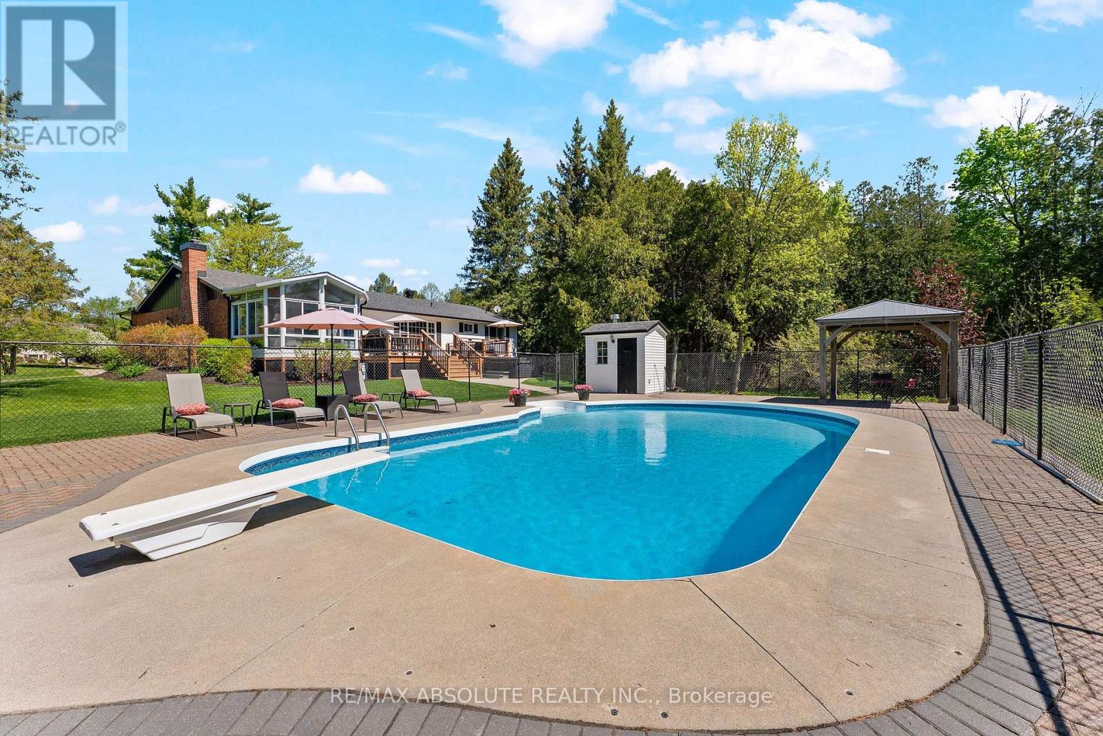 131 BURNS DRIVE - 4