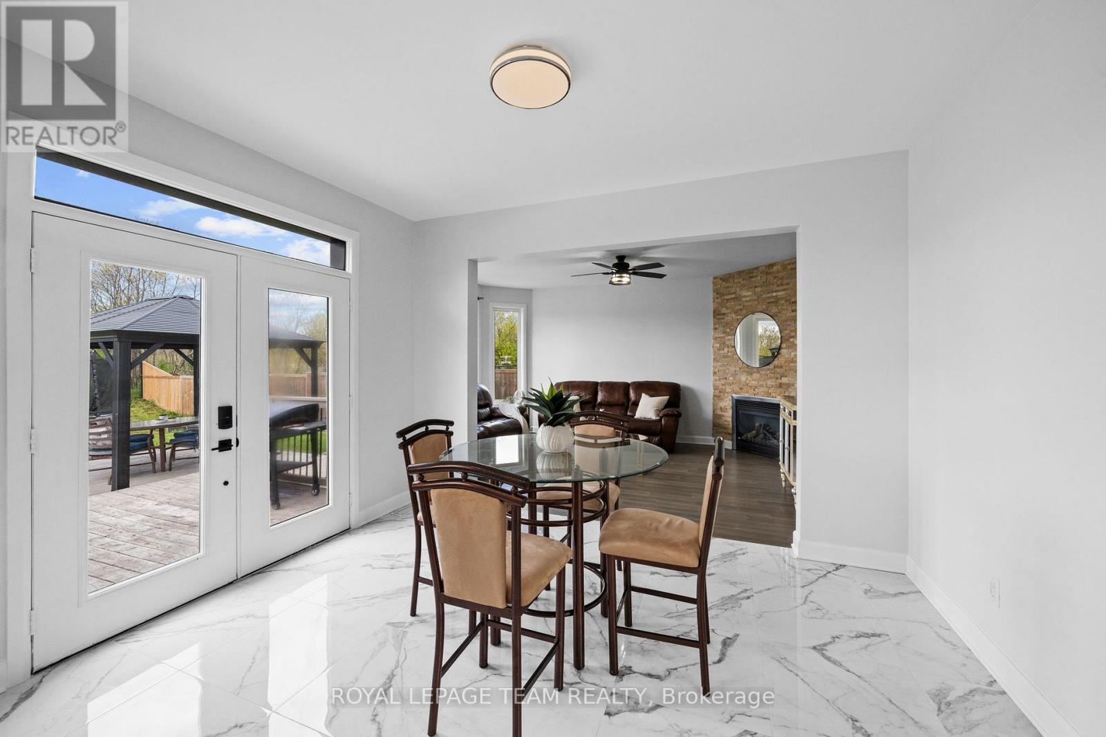 6936 MARY ANNE DRIVE - 11