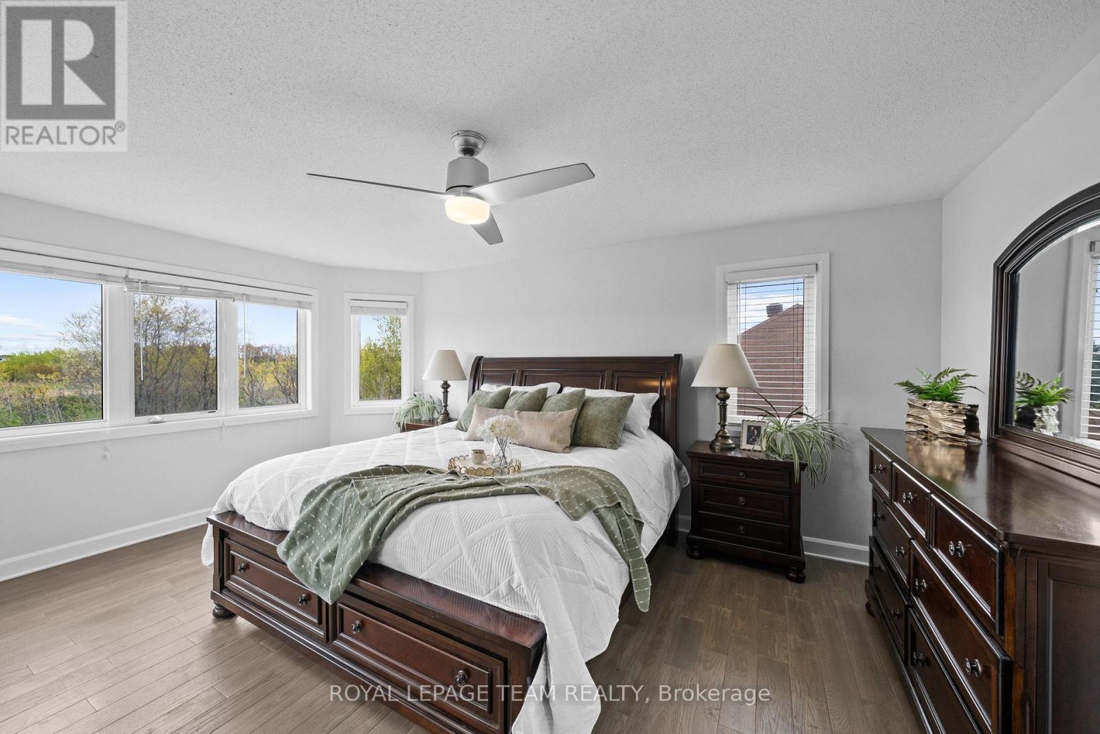 6936 MARY ANNE DRIVE - 21