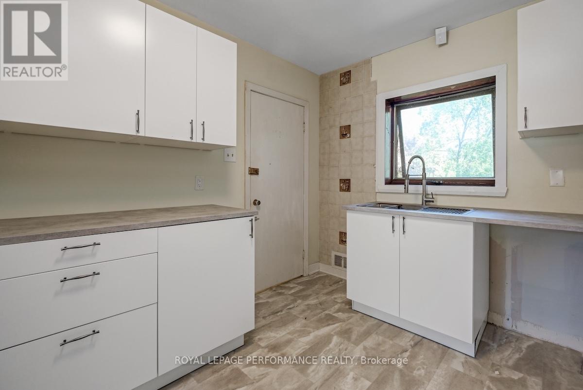 73 MILL STREET - 15