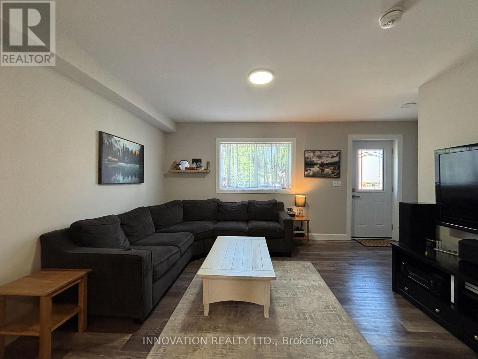 27 ANNE STREET - 13