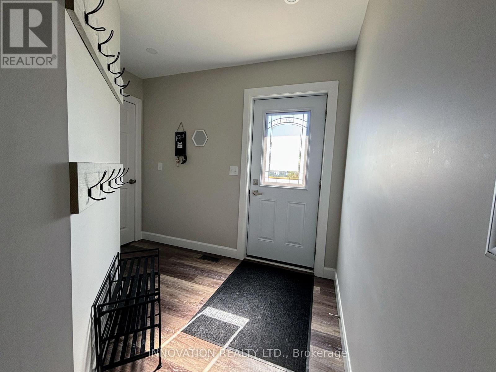 27 ANNE STREET - 37