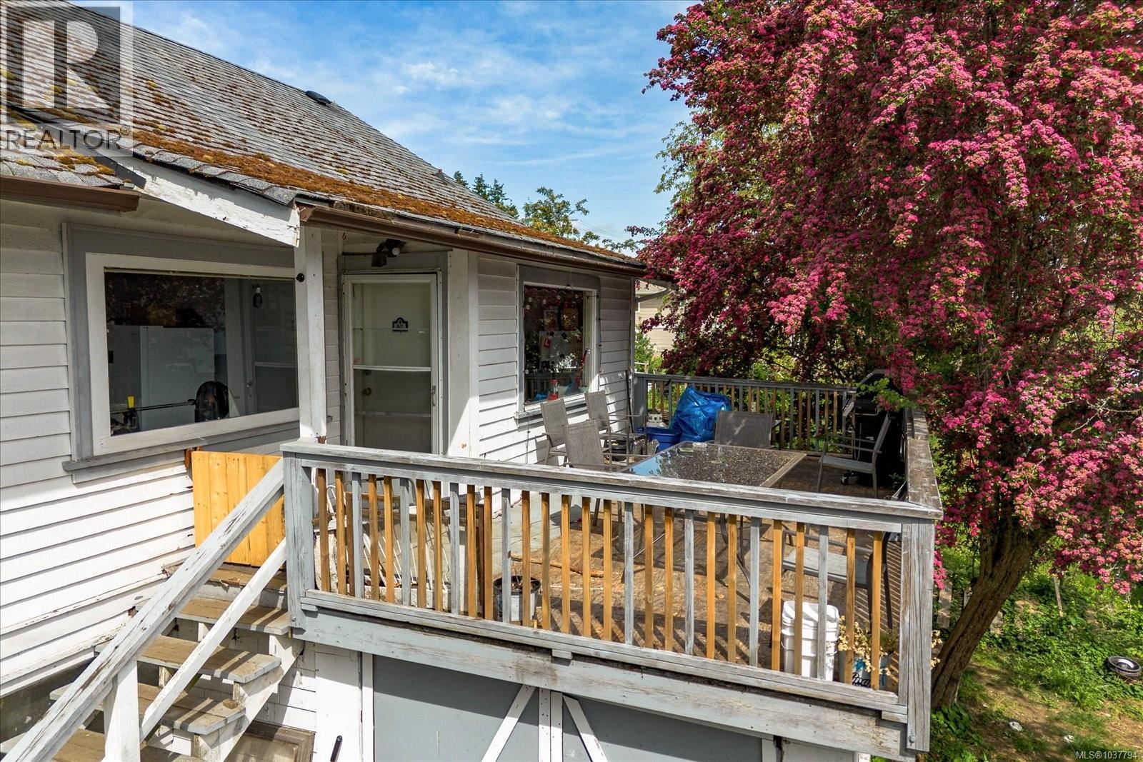 50 Mount Benson St, Nanaimo