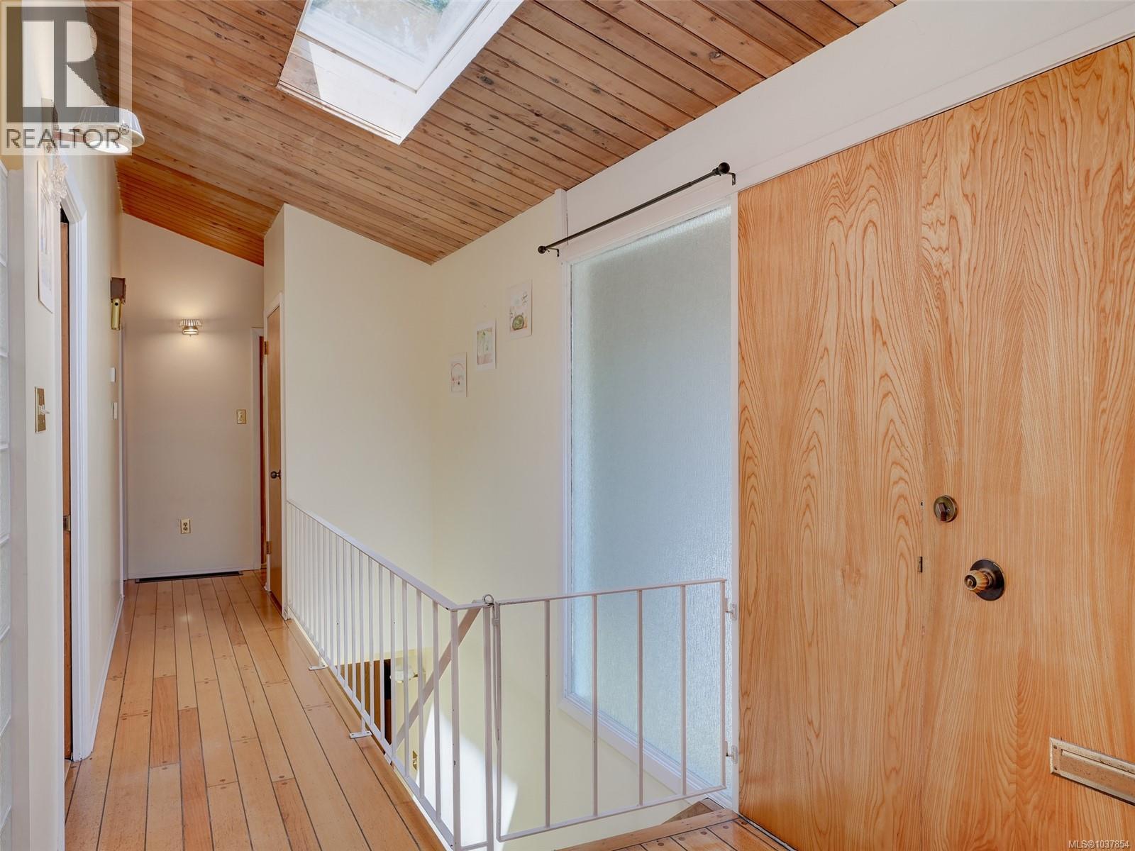 2429 Sutton Rd, Saanich